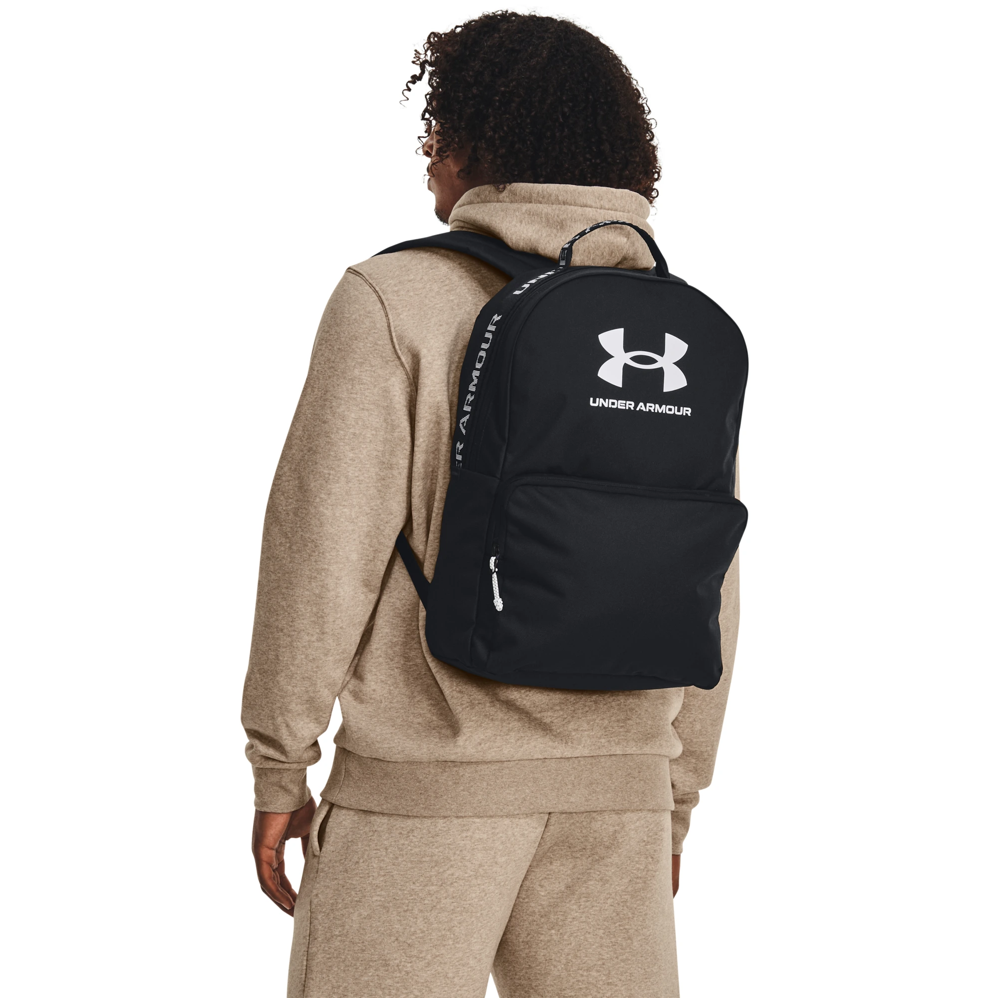 Batoh UNDER ARMOUR Essential Backpack lifestyle